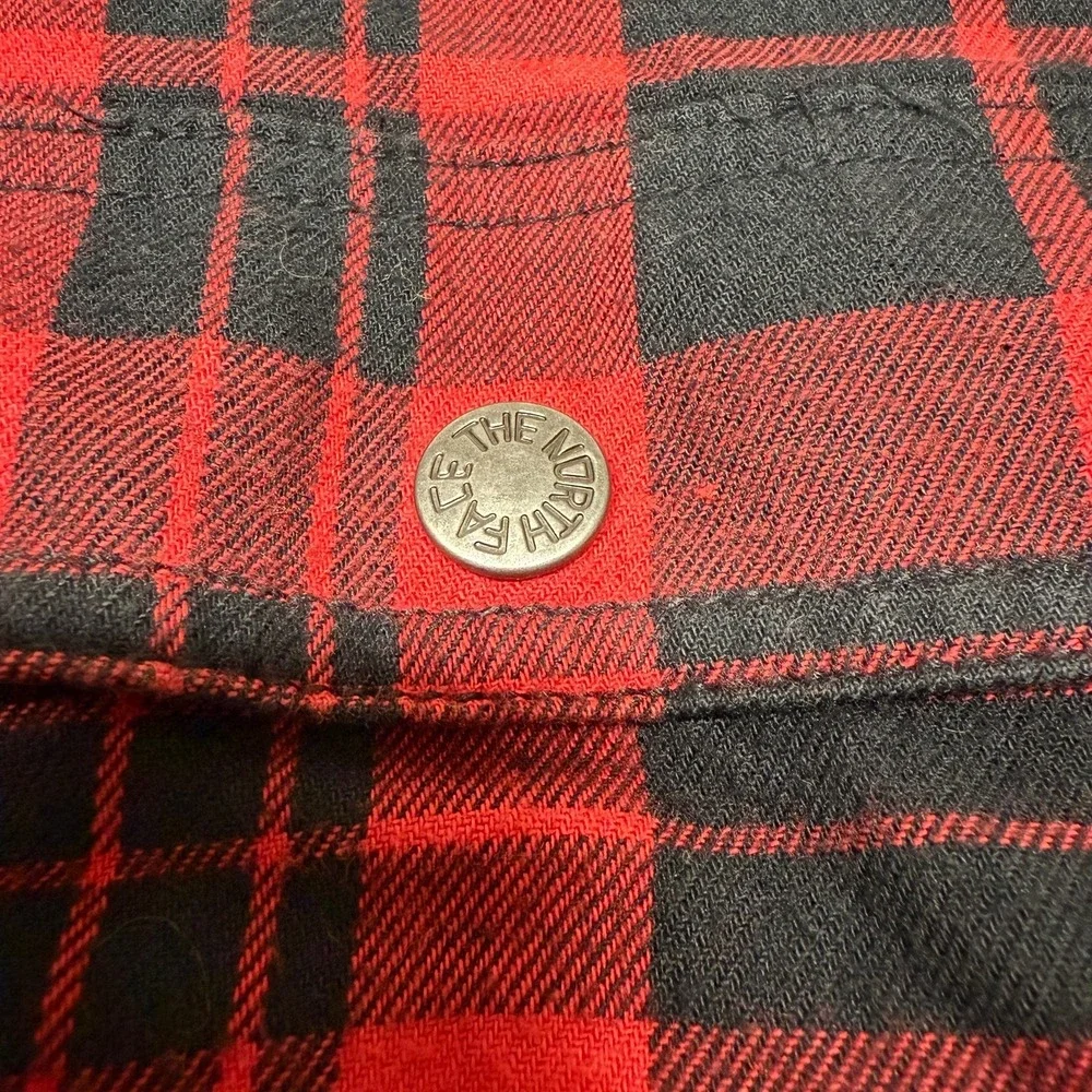The North Face Mens M Red Black Plaid Flannel‎ Shirt Jacket Sherpa Lined Snap